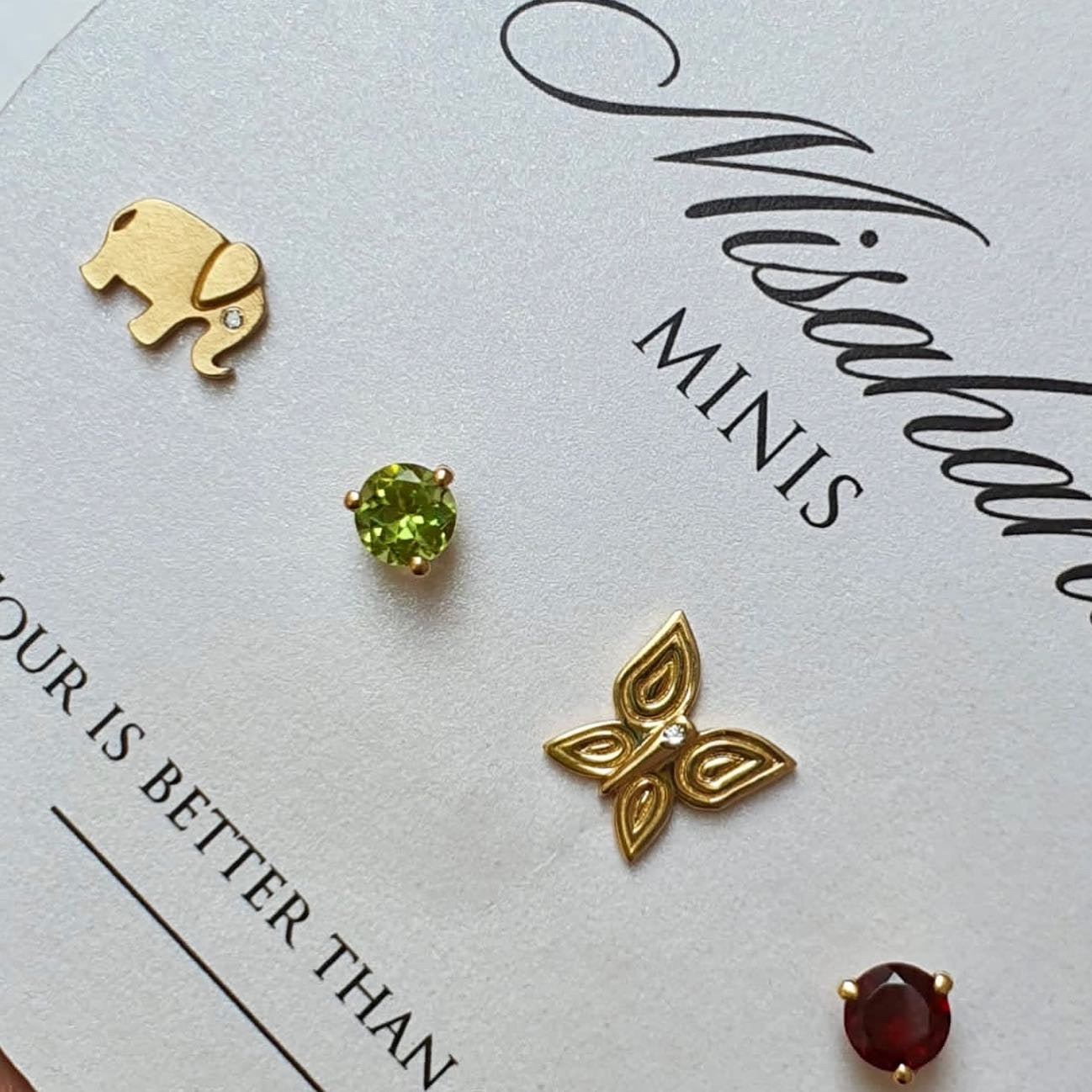 mini stud earrings