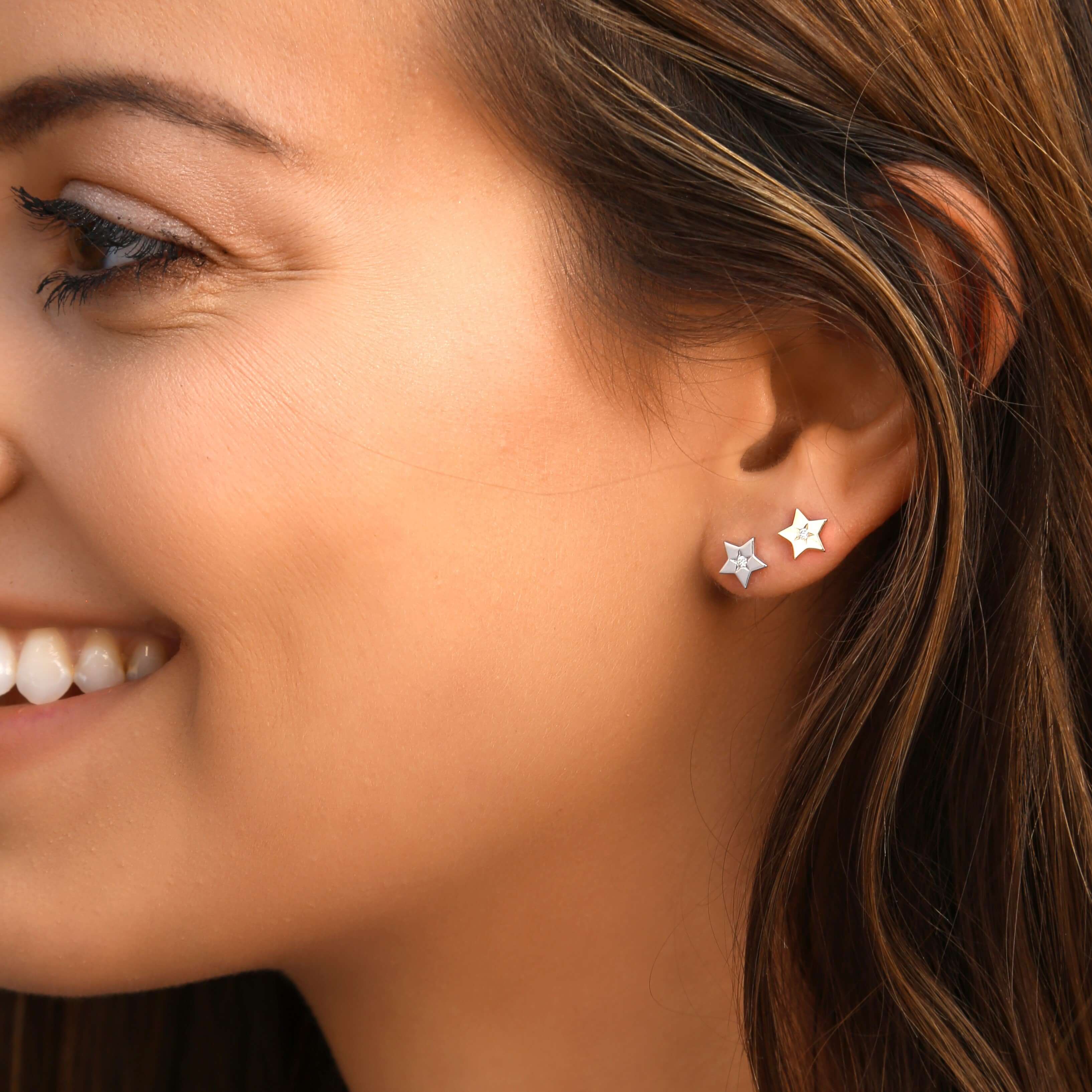 Star Earring with a White Diamond