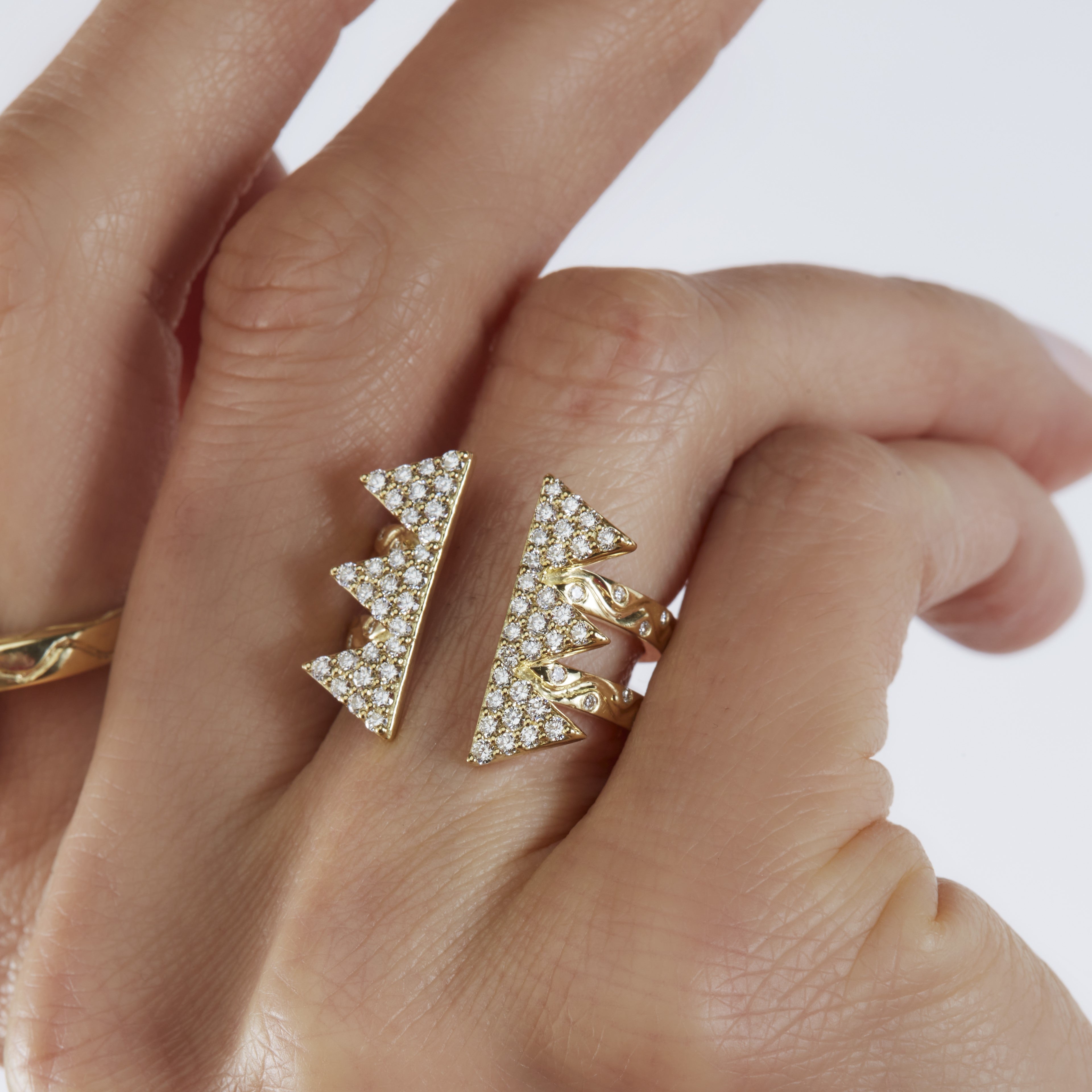 Zora Triple Unity Ring