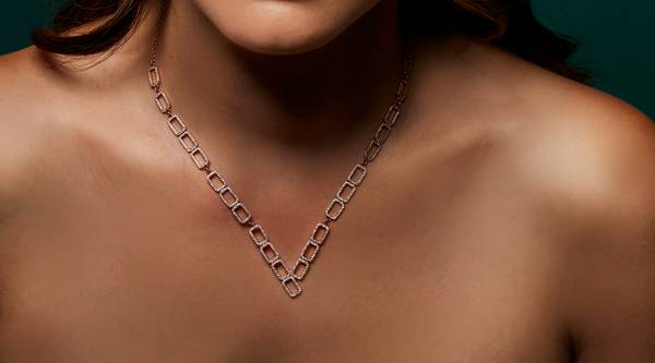 5 Reasons Why a Diamond Necklace is the Perfect Gift for Her