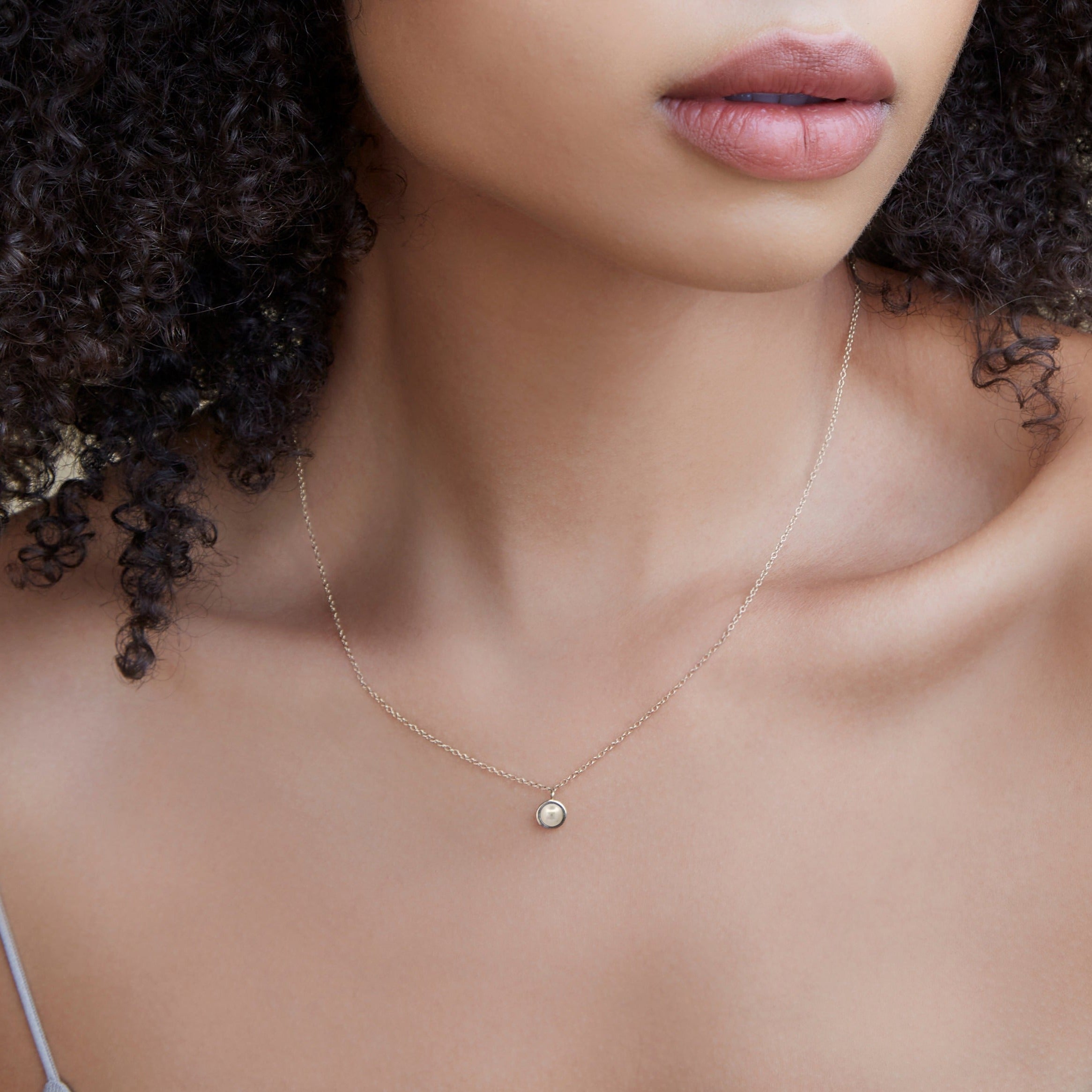 Mini Necklace - Pearl